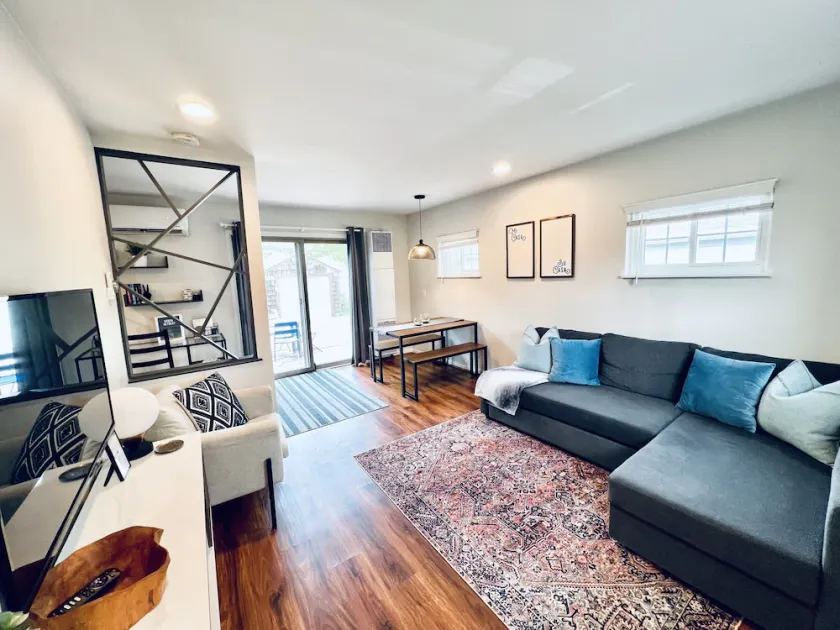 Urban Retreat. Short walk to Downtown Ferndale. - Image 1