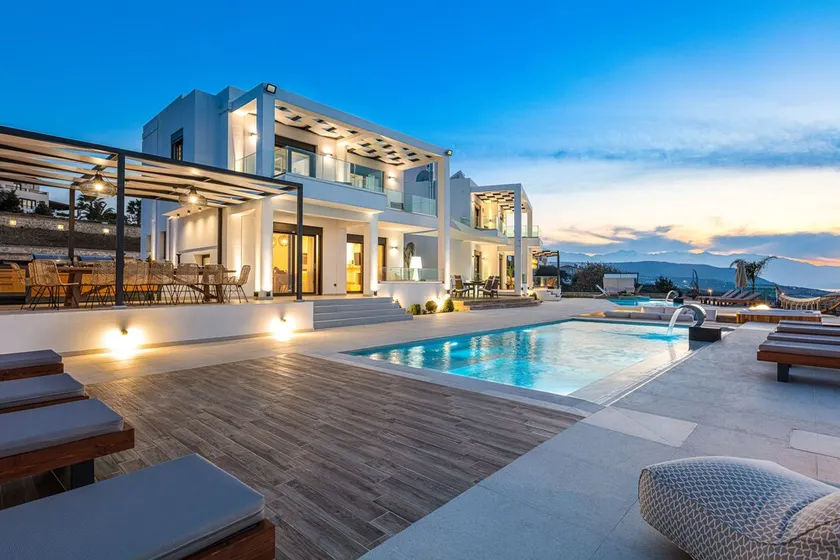 Mageia Exclusive Residence - Twin Villas & Sports Facilities by etouri - Image 1
