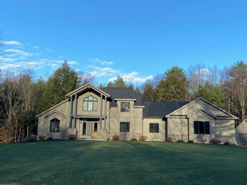 Large 4 br w htd saltwater pool and hot tub. 15 mins to Saratoga city and Track - Image 1