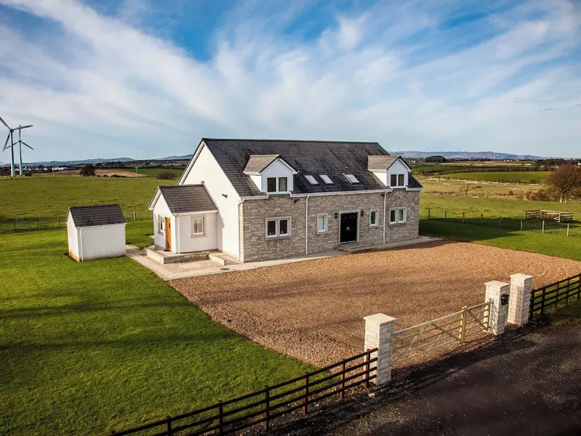 5 bedroom accommodation in Kilmaurs, near Kilmarnock - Image 1
