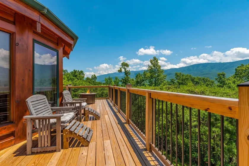 Pinnacle View Lodge - Image 1