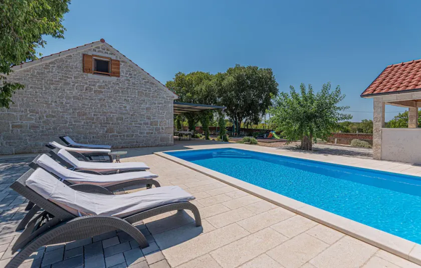 Pet friendly home in Pakovo Selo - Image 1