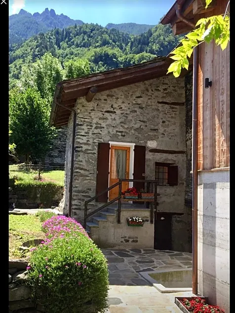 LA GRAA - Image 1
