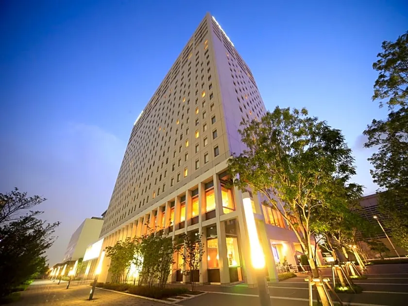 SUNROUTE ARIAKE - Image 1