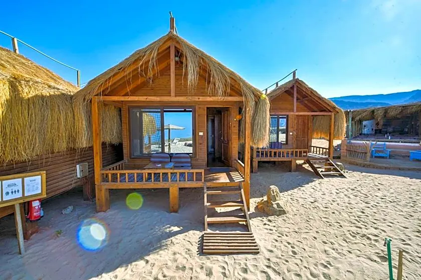 Paradise Sweir - Image 1