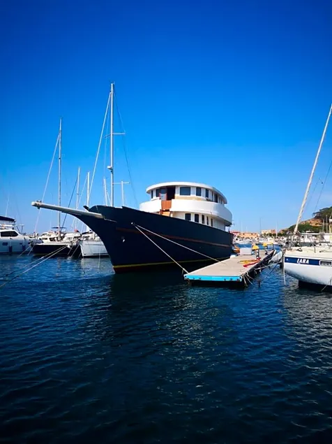 CLASSIC Yacht YANIKA Yachting Watersport ETS - Image 1