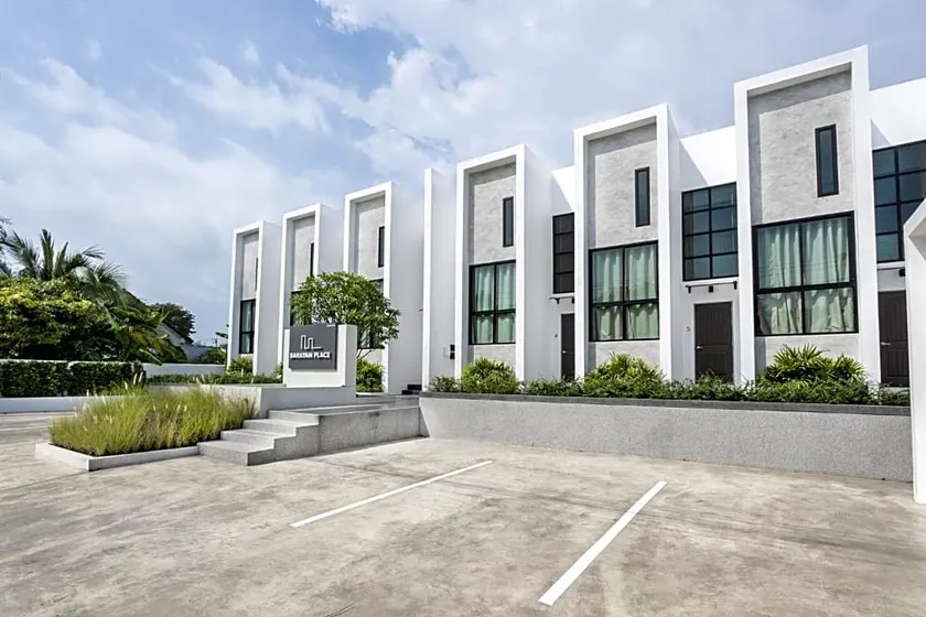 Barayan Place - Image 1
