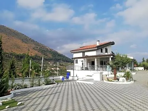 La Collinetta - Image 1