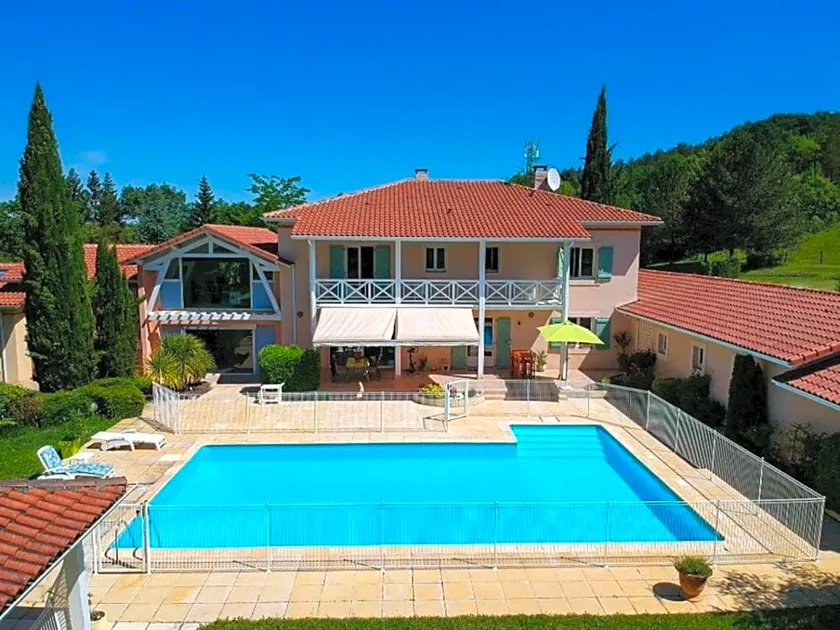 Domaine Des Cypres - Image 1
