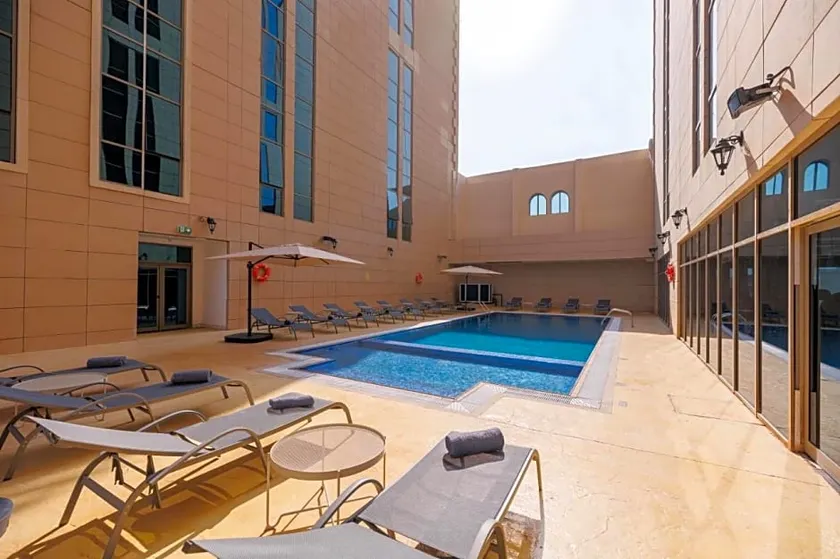 Bin Al Sheikh Hotel & Residences - Image 1