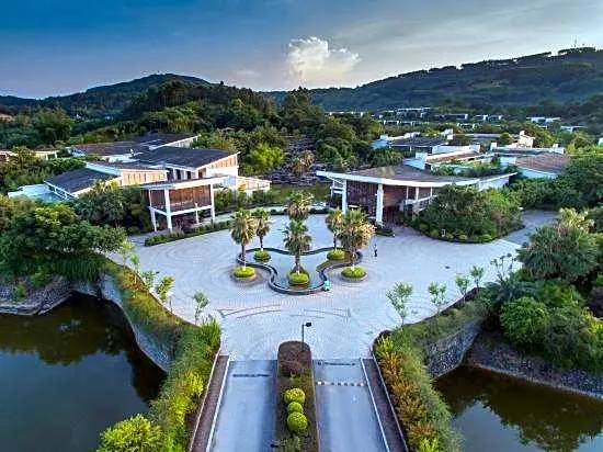 Guxiang Hot spring Resort - Image 1