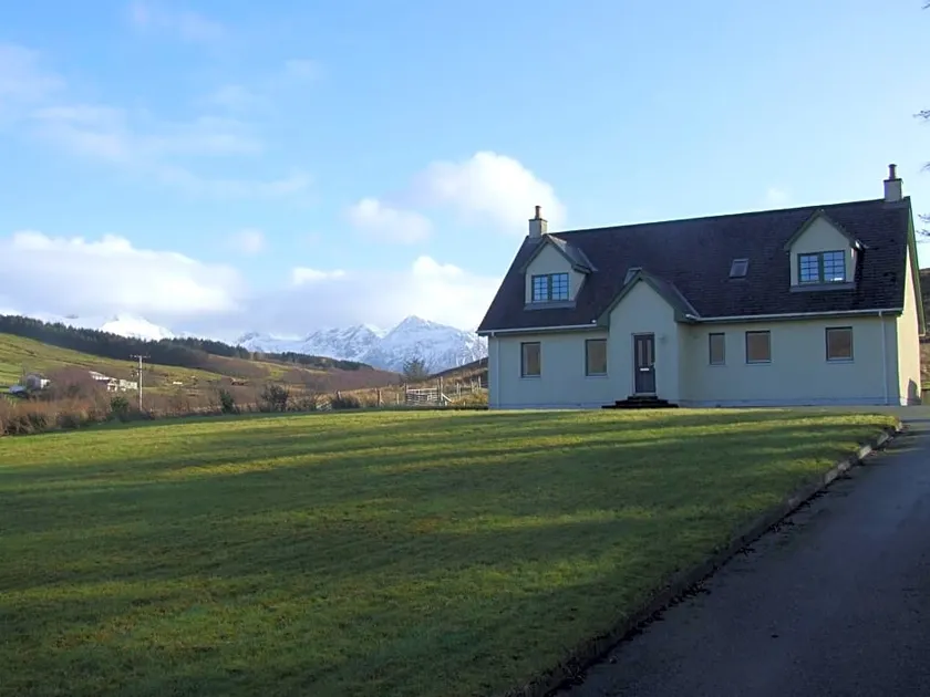 Trien Lodge - Image 1