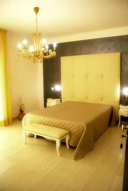B&B Angela - Image 1