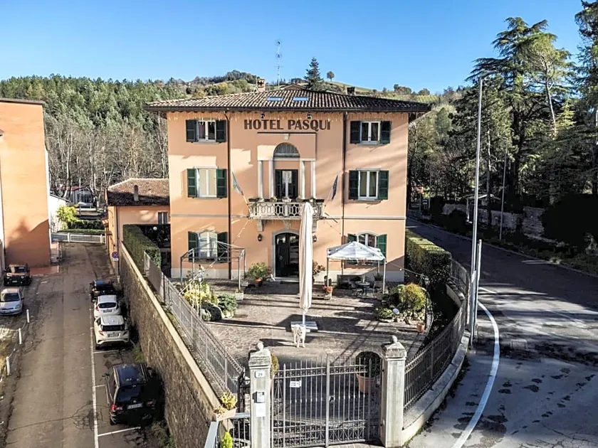 Albergo Ristorante Pasqui - Image 1
