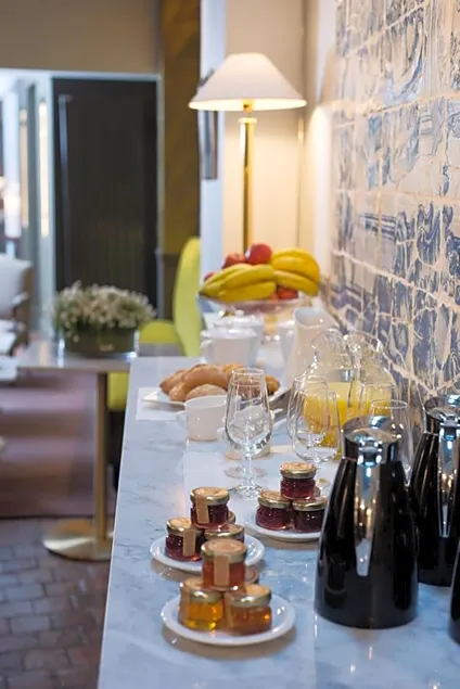 Hotel Henri 4 - Image 1