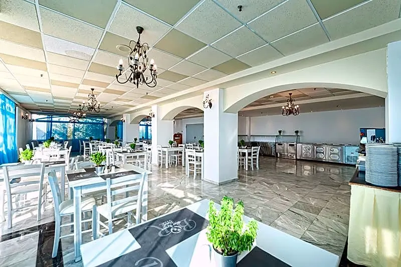 Creta Paradise Resort Hotel - Image 1
