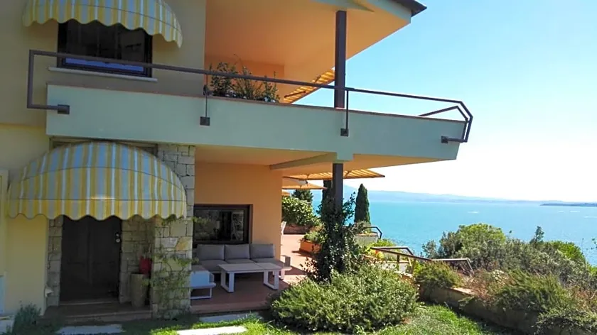 Casa Amigo - Image 1