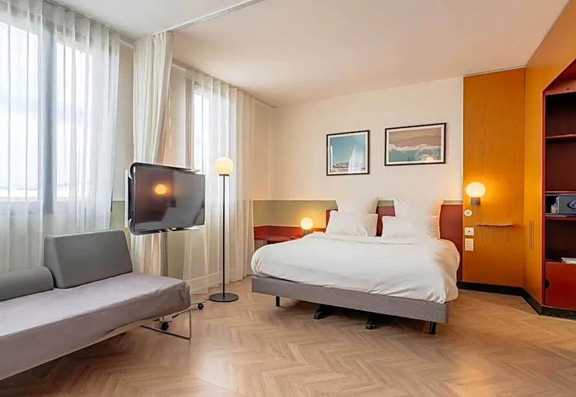 NOVOTEL SUITES CALAIS COQUELLES TUNNEL SOUS LA MANCHE - Image 1