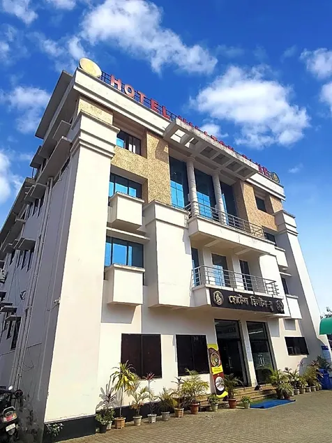HOTEL HILLTON BLUE - Image 1