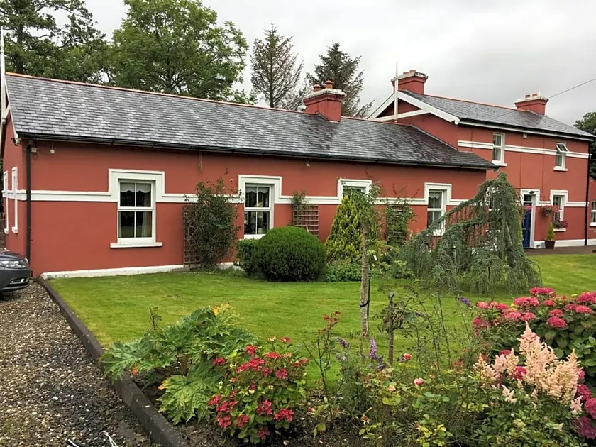Station House Glenties - Image 1