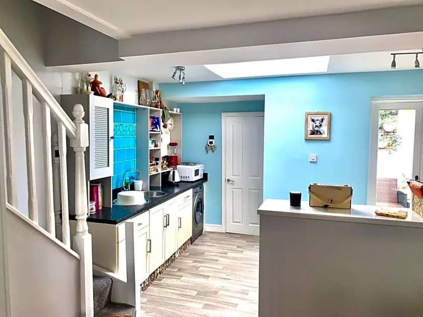 Stay In The Heart Of York At The Hampden - Free Parking - York Holiday Home - Image 1