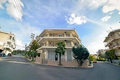 Hotel Mikes - Image 1