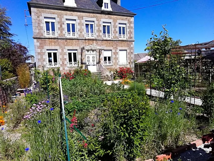 Le Vieux Notaire - Image 1