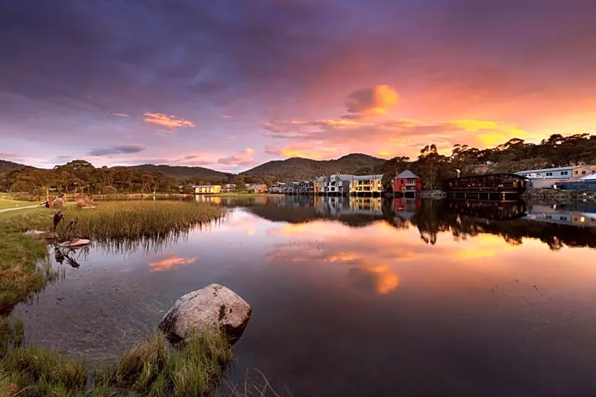 Oaks Lake Crackenback Resort - Image 1