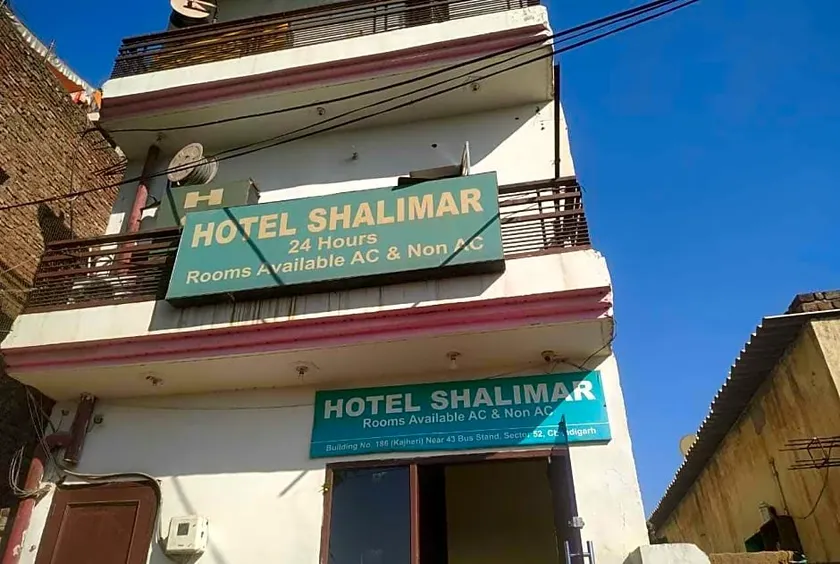 Hotel Shalimar - Image 1