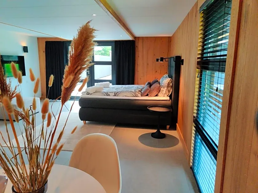B&B Loft 13 - Image 1