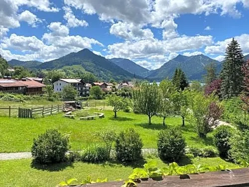 Kontaktlos - Wohnen mit Panoramablick am Schliersee by stayFritz - Image 1