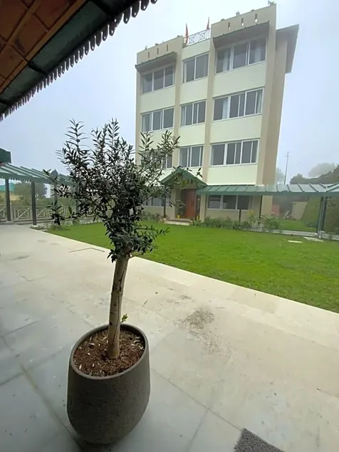 Sumer Hotel - Image 1
