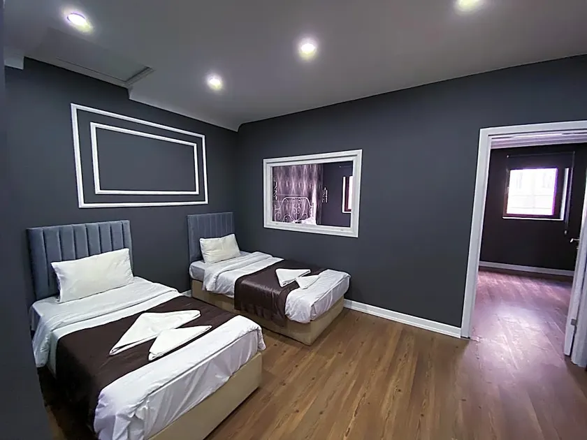 Pera Line Suite - Image 1