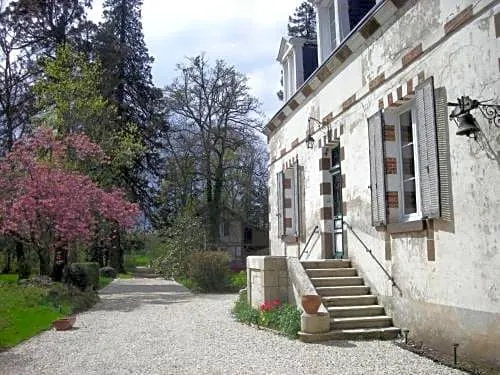 Le Domaine des Sapins - Image 1
