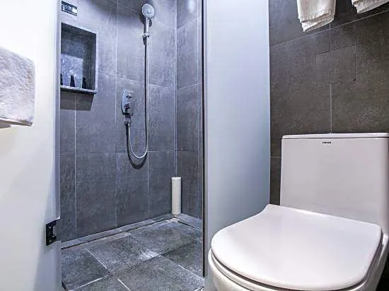 Shaozhou Business Hotel - Image 1