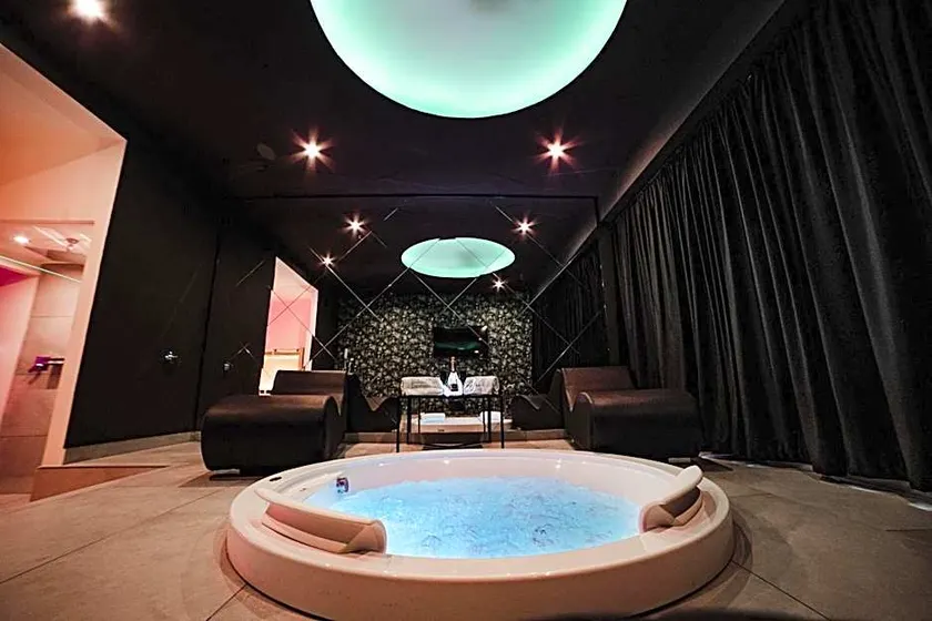Capri Spa Hotel - Image 1