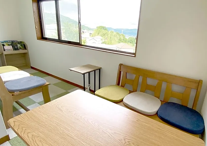 Rent a building where you can enjoy the undulating - Image 1