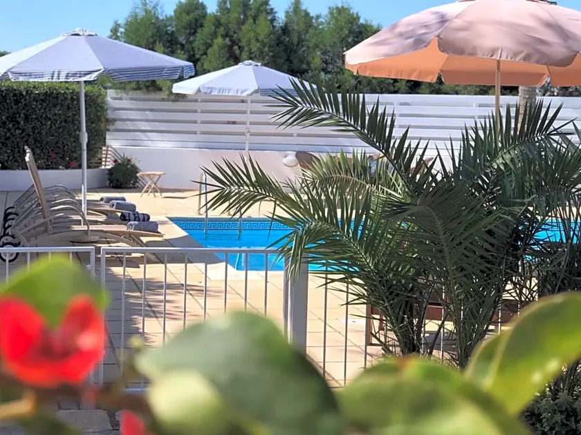 Villa Elia Bed and Breakfast - Image 1