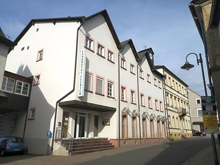 Ullrich Landhotel - Image 1