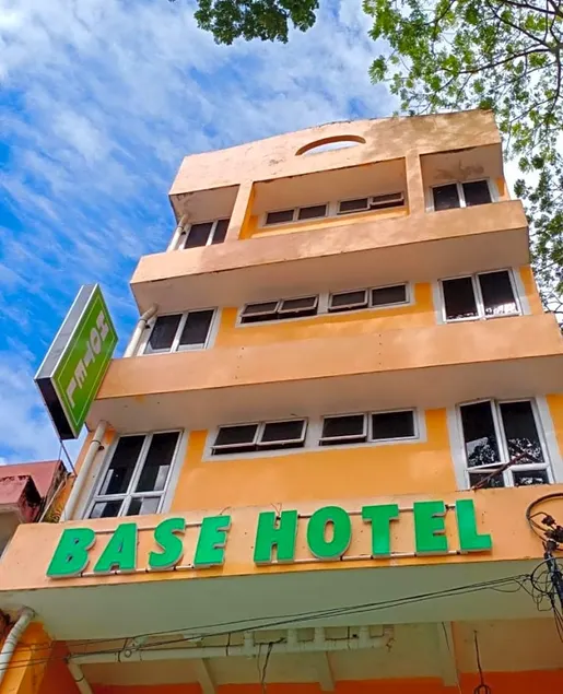 Base Hotel - Image 1