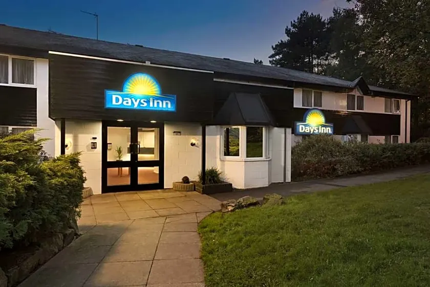Days Inn Basingstoke East - Image 1