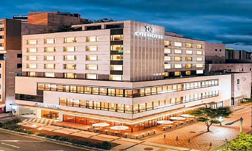 Wonju City Hotel Hyeoksin - Image 1