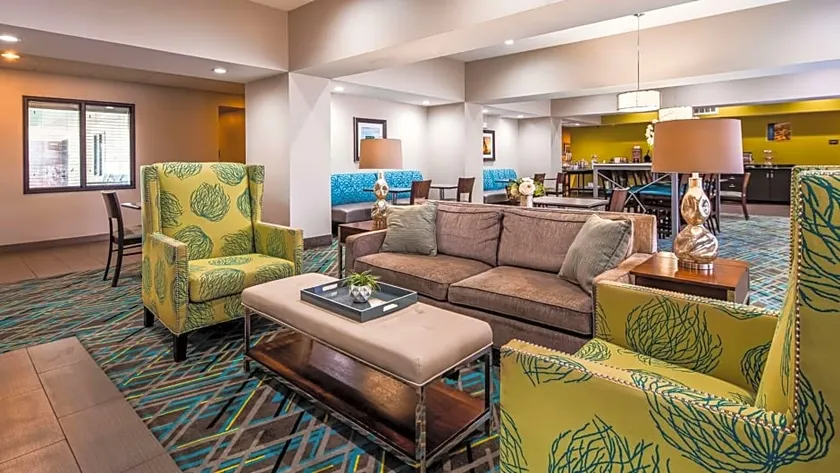Quality Inn & Suites Burkburnett - Wichita Falls - Image 1