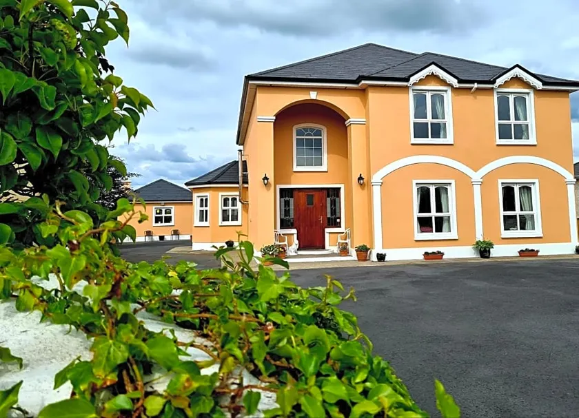 Archmor house B&B - Image 1