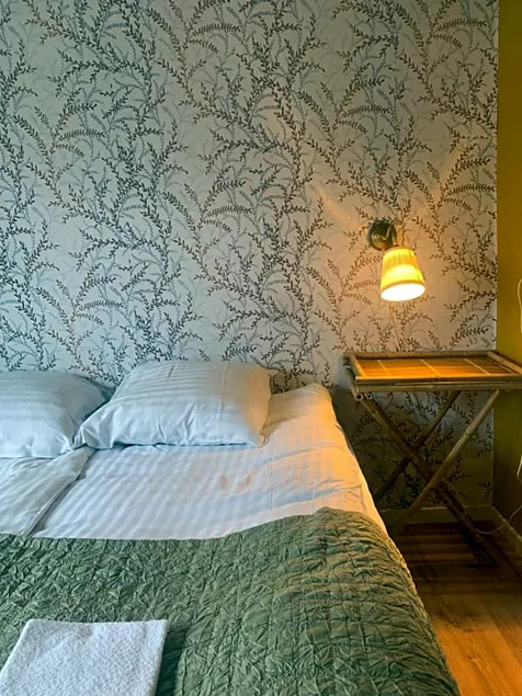 Bed & Breakfast - Image 1