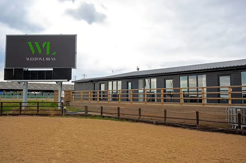 Weston Lawns Lodges - Image 1