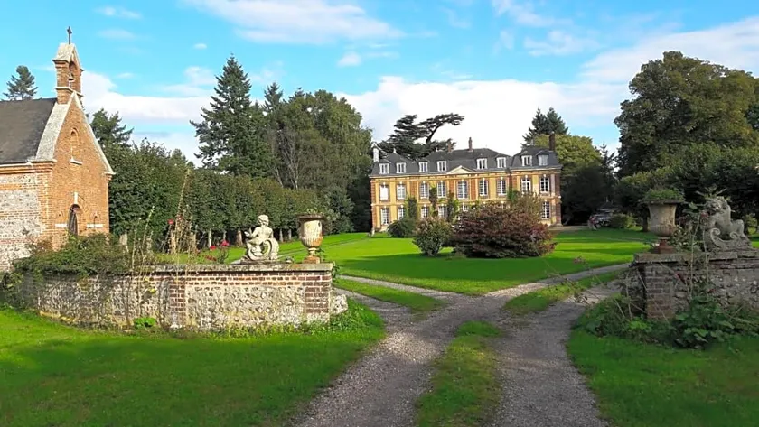 Chateau du Mont Perreux - Image 1