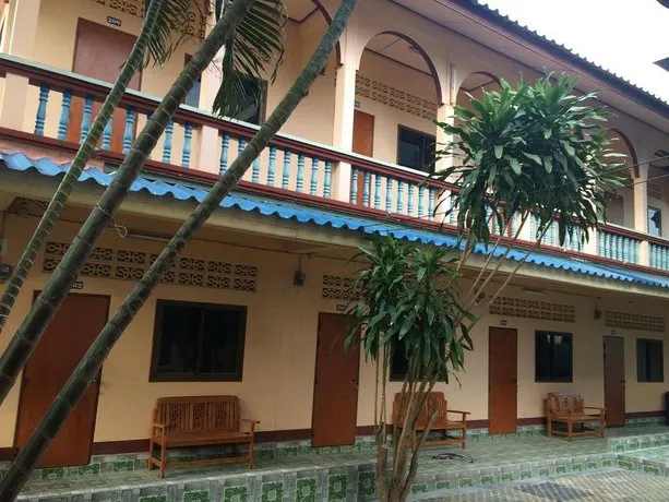 Chaweng Y&O Guesthouse - Image 1