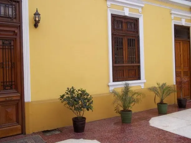Residencial Miraflores - Image 1