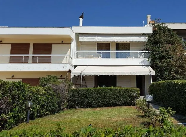 GiGi Sea Lodging - Image 1